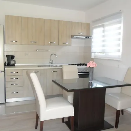 M&m Apartment
